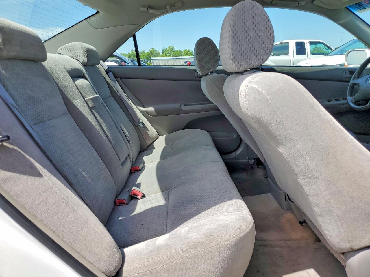2002 TOYOTA CAMRY LE photo 28