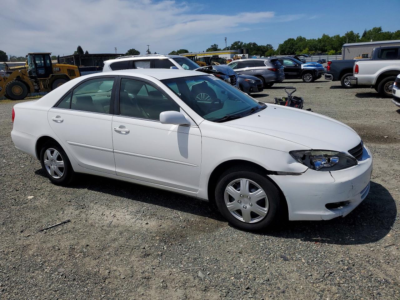 2002 TOYOTA CAMRY LE photo 10