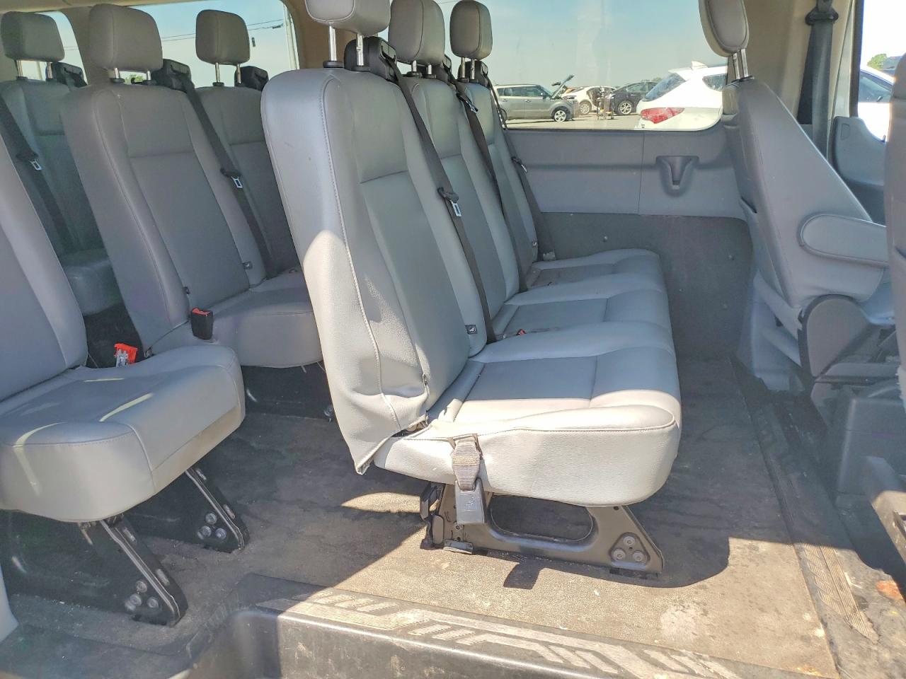 2017 FORD TRANSIT T-350 photo 31
