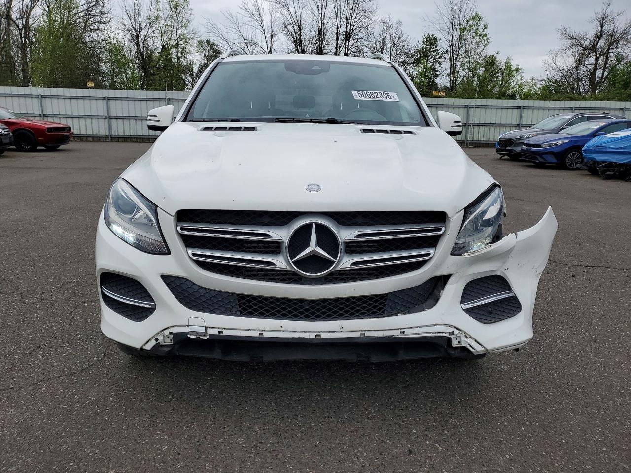 2016 MERCEDES-BENZ GLE 300D 4MATIC photo 9