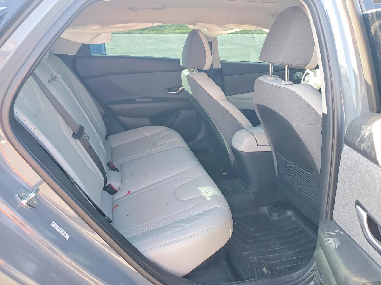 2023 HYUNDAI ELANTRA LIMITED photo 28