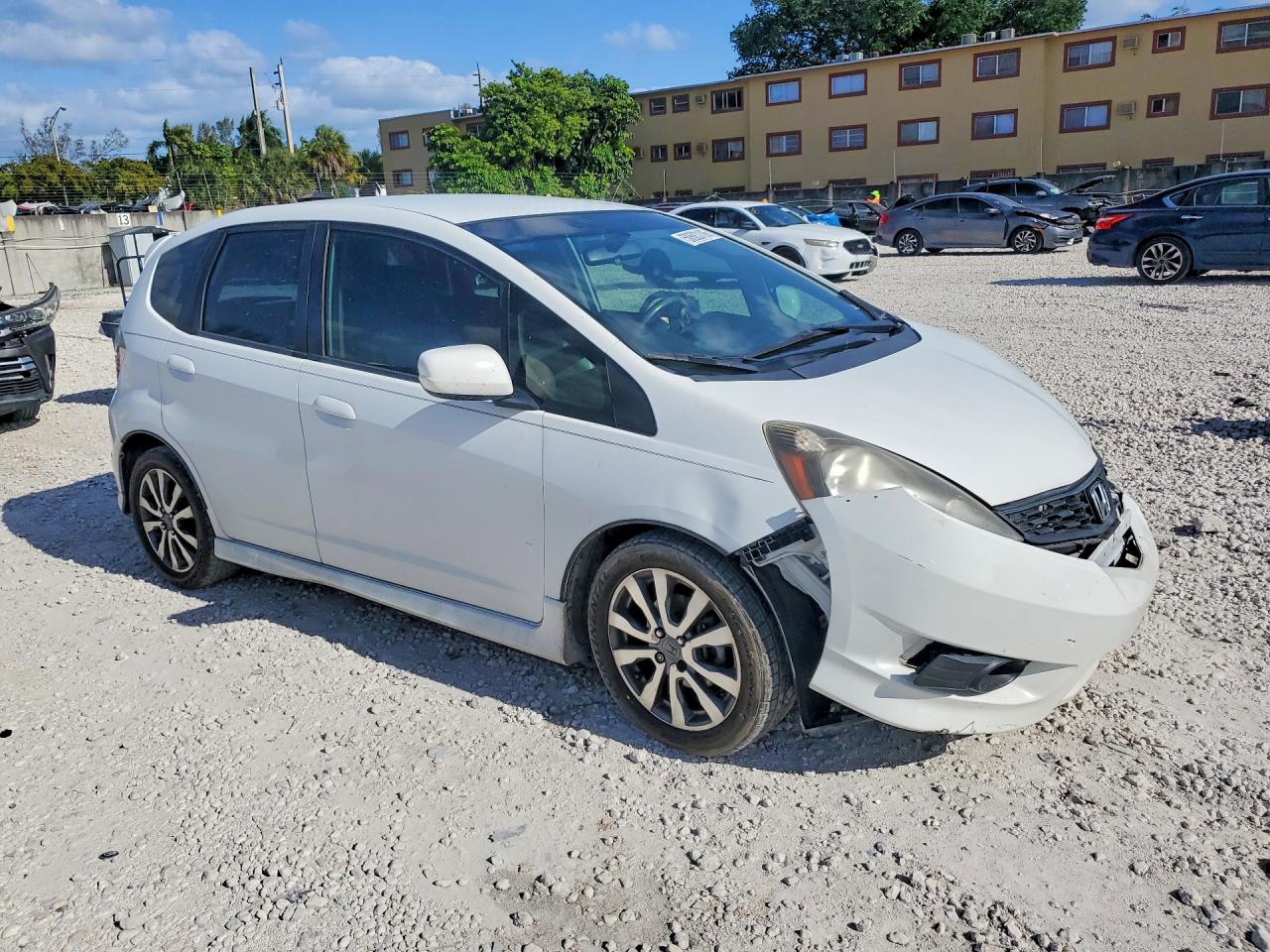 2013 HONDA FIT SPORT photo 4