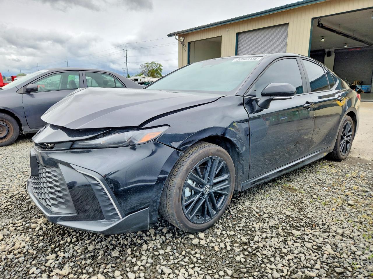 2025 TOYOTA CAMRY