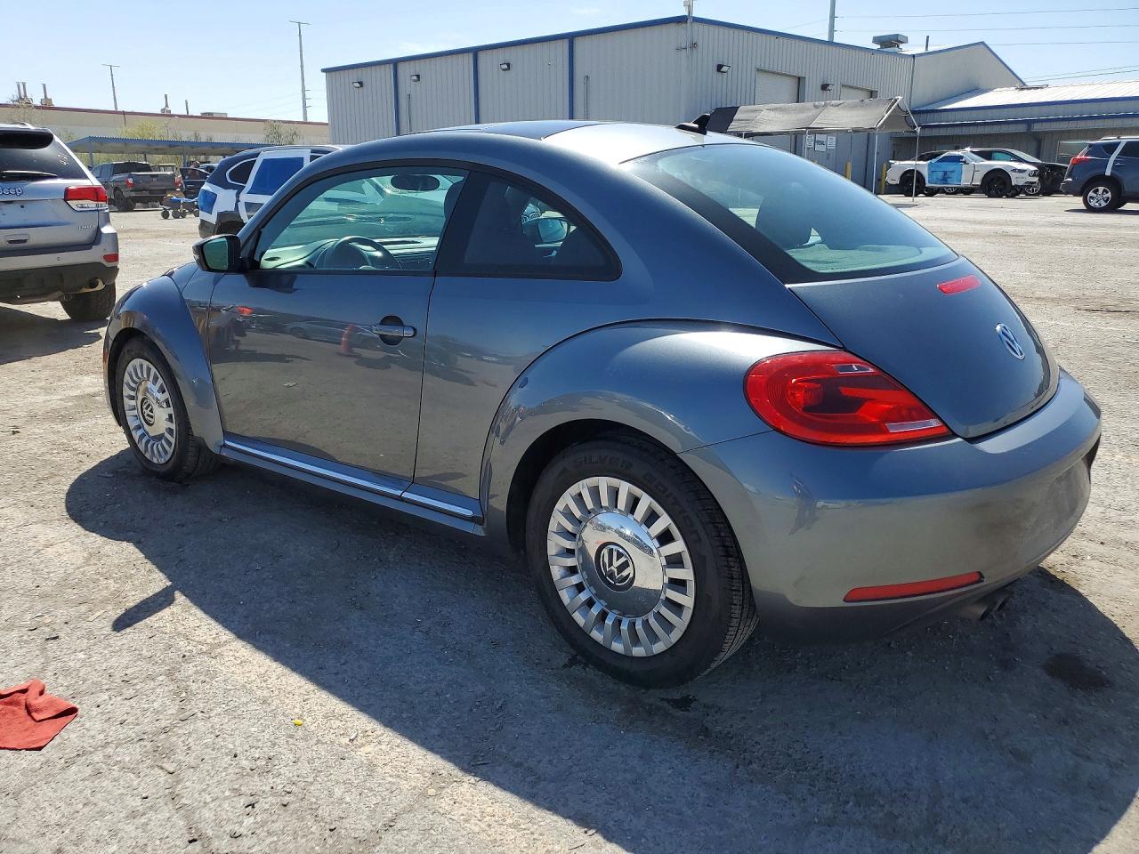 2014 VOLKSWAGEN BEETLE photo 3