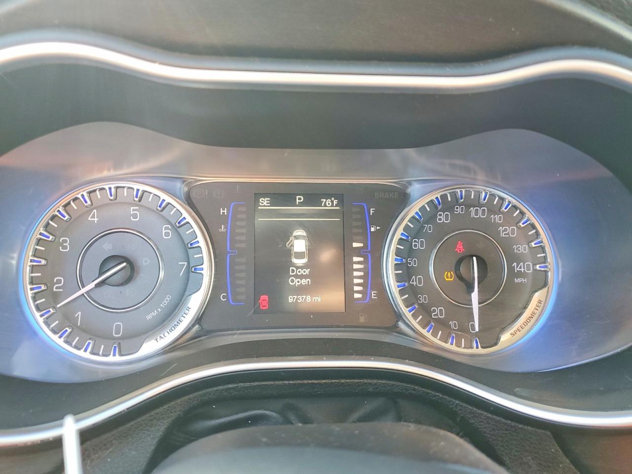 2015 CHRYSLER 200 LIMITED photo 25