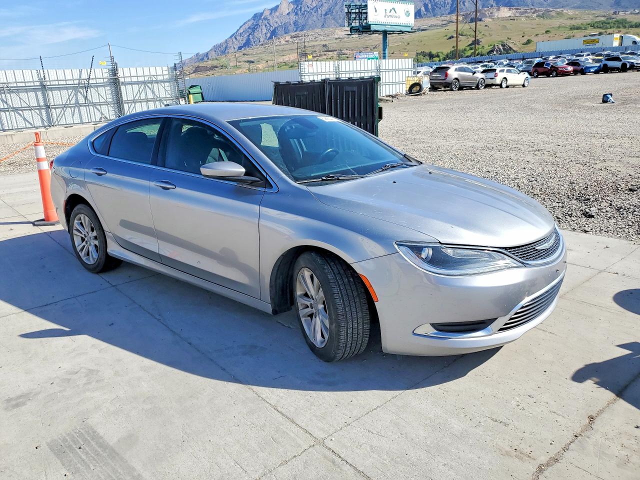 2015 CHRYSLER 200 LIMITED photo 10