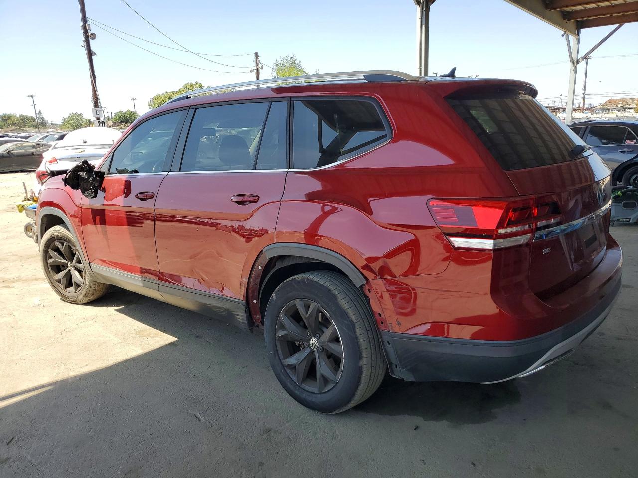 2018 VOLKSWAGEN ATLAS SE photo 3