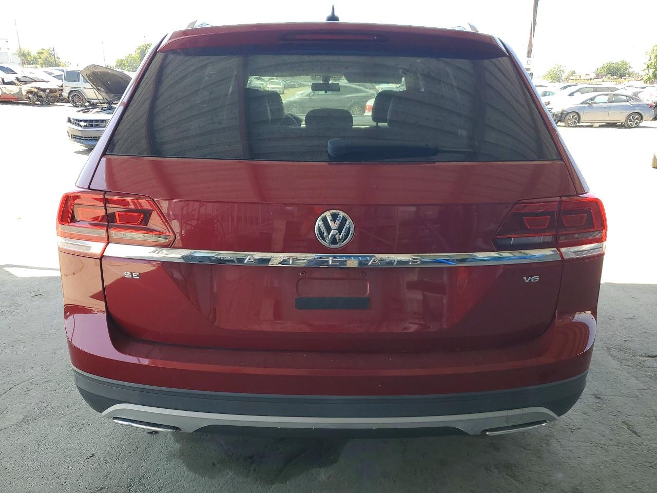 2018 VOLKSWAGEN ATLAS SE photo 11