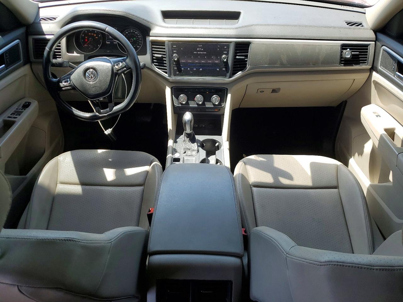 2018 VOLKSWAGEN ATLAS SE photo 15