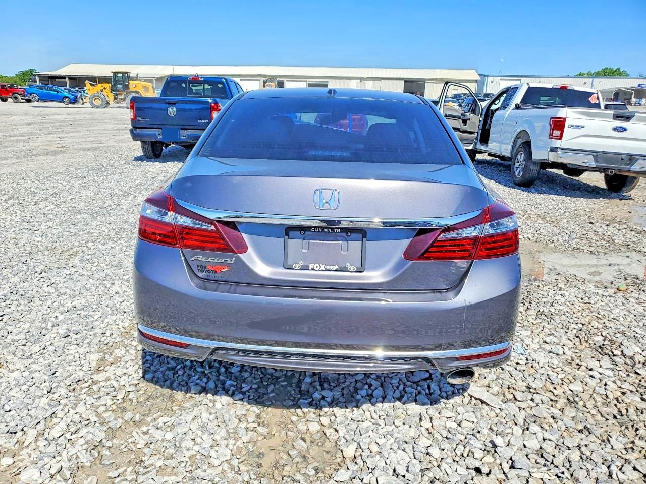 2017 HONDA ACCORD EXL photo 11