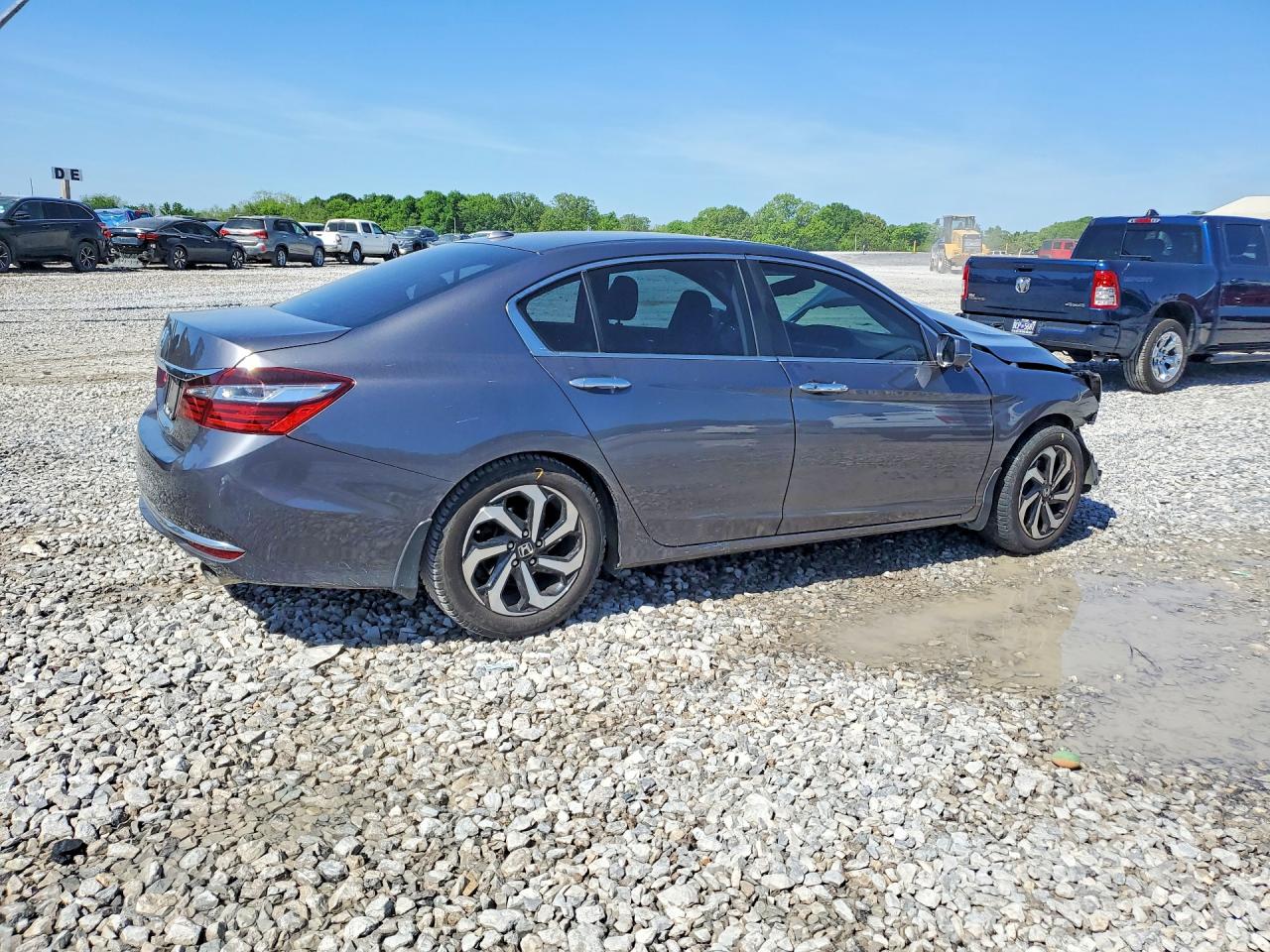 2017 HONDA ACCORD EXL photo 5