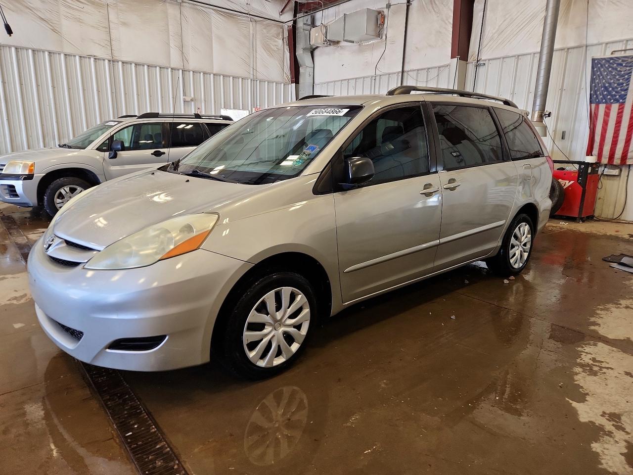 2006 TOYOTA SIENNA