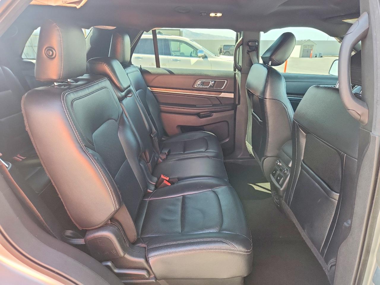 2019 FORD EXPLORER LIMITED photo 31