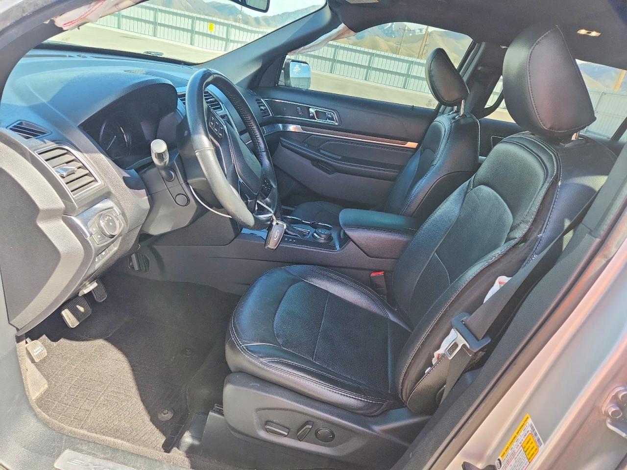 2019 FORD EXPLORER LIMITED photo 19