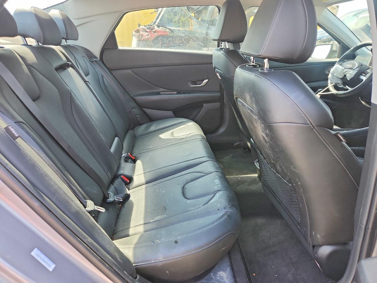 2025 HYUNDAI ELANTRA LIMITED photo 28
