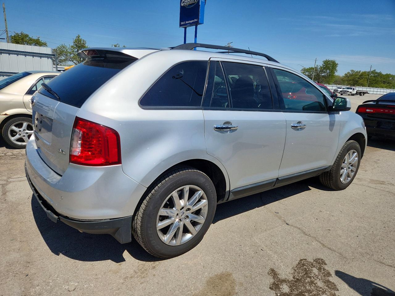 2011 FORD EDGE SEL photo 5