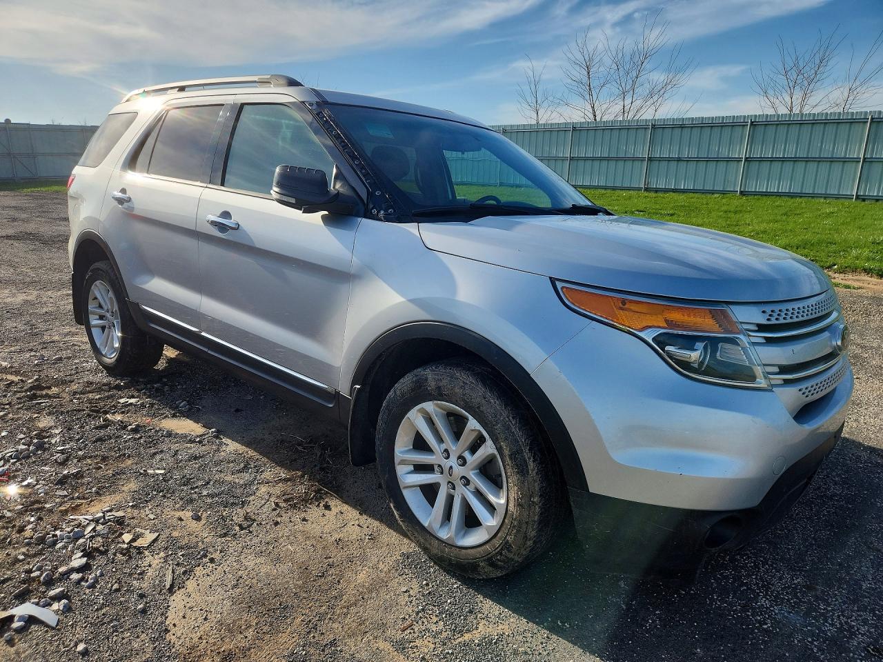 2014 FORD EXPLORER XLT photo 4