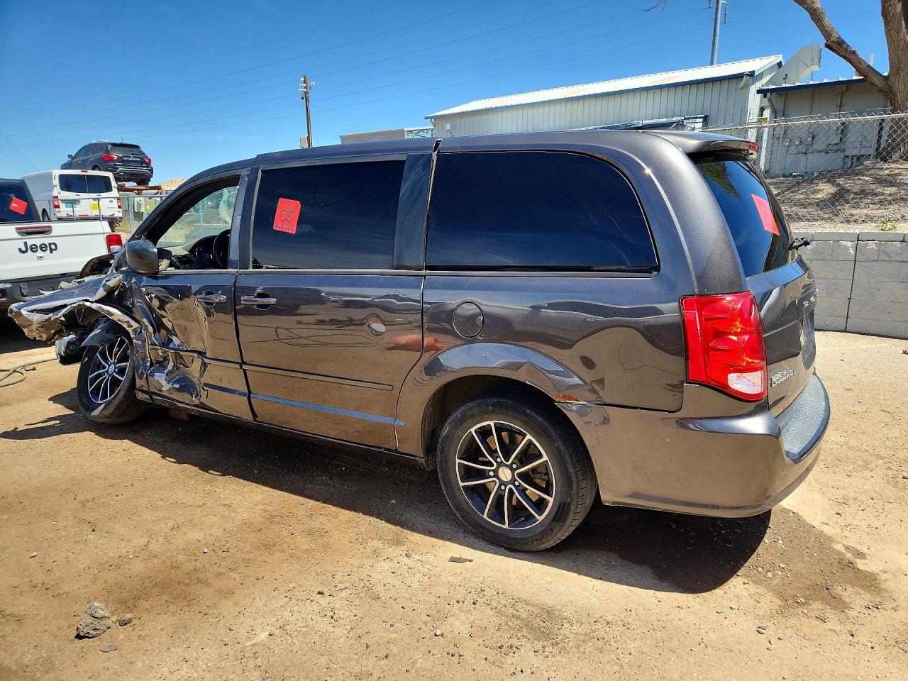 2015 DODGE GRAND CARAVAN SXT photo 3
