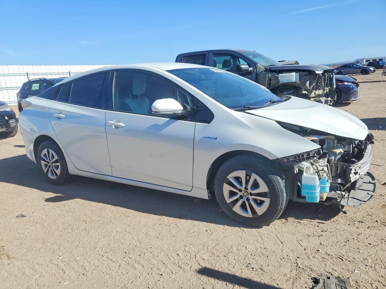 2016 TOYOTA PRIUS THREE photo 7