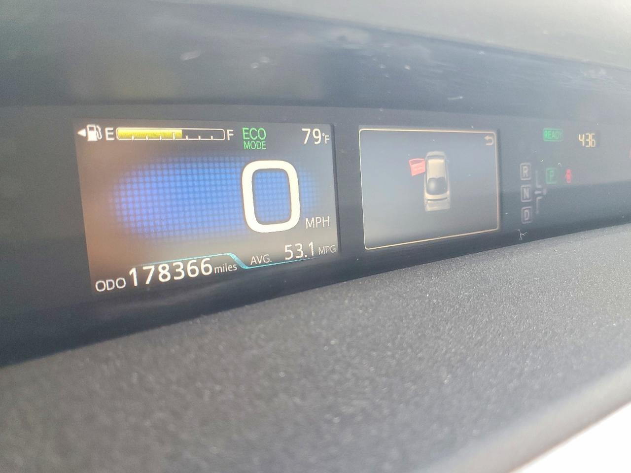 2016 TOYOTA PRIUS THREE photo 17