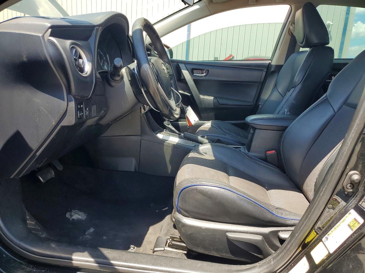 2018 TOYOTA COROLLA SE photo 19