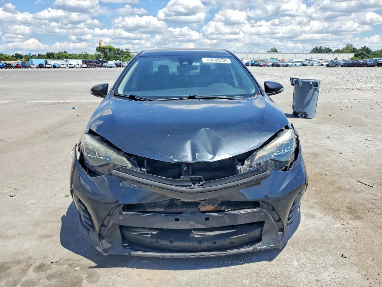 2018 TOYOTA COROLLA SE photo 13