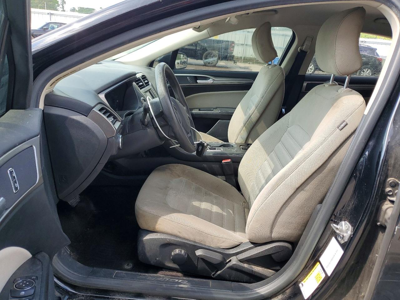 2017 FORD FUSION S photo 13