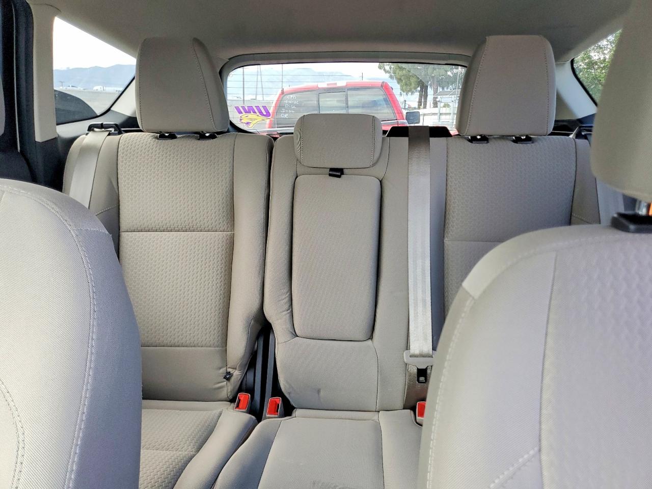 2017 FORD ESCAPE SE photo 19