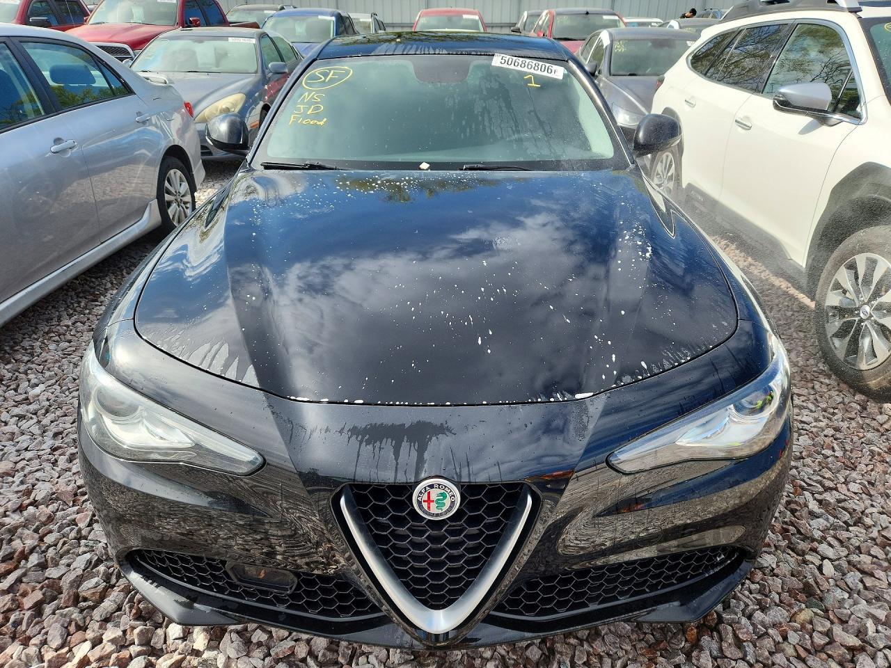 2017 ALFA ROMEO GIULIA Q4 photo 9