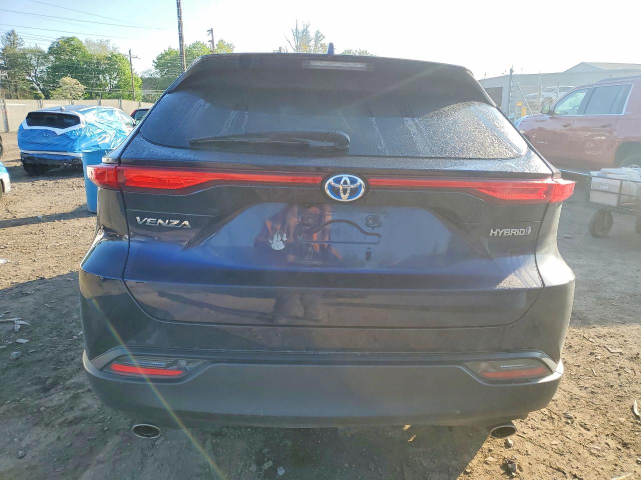 2022 TOYOTA VENZA photo 6