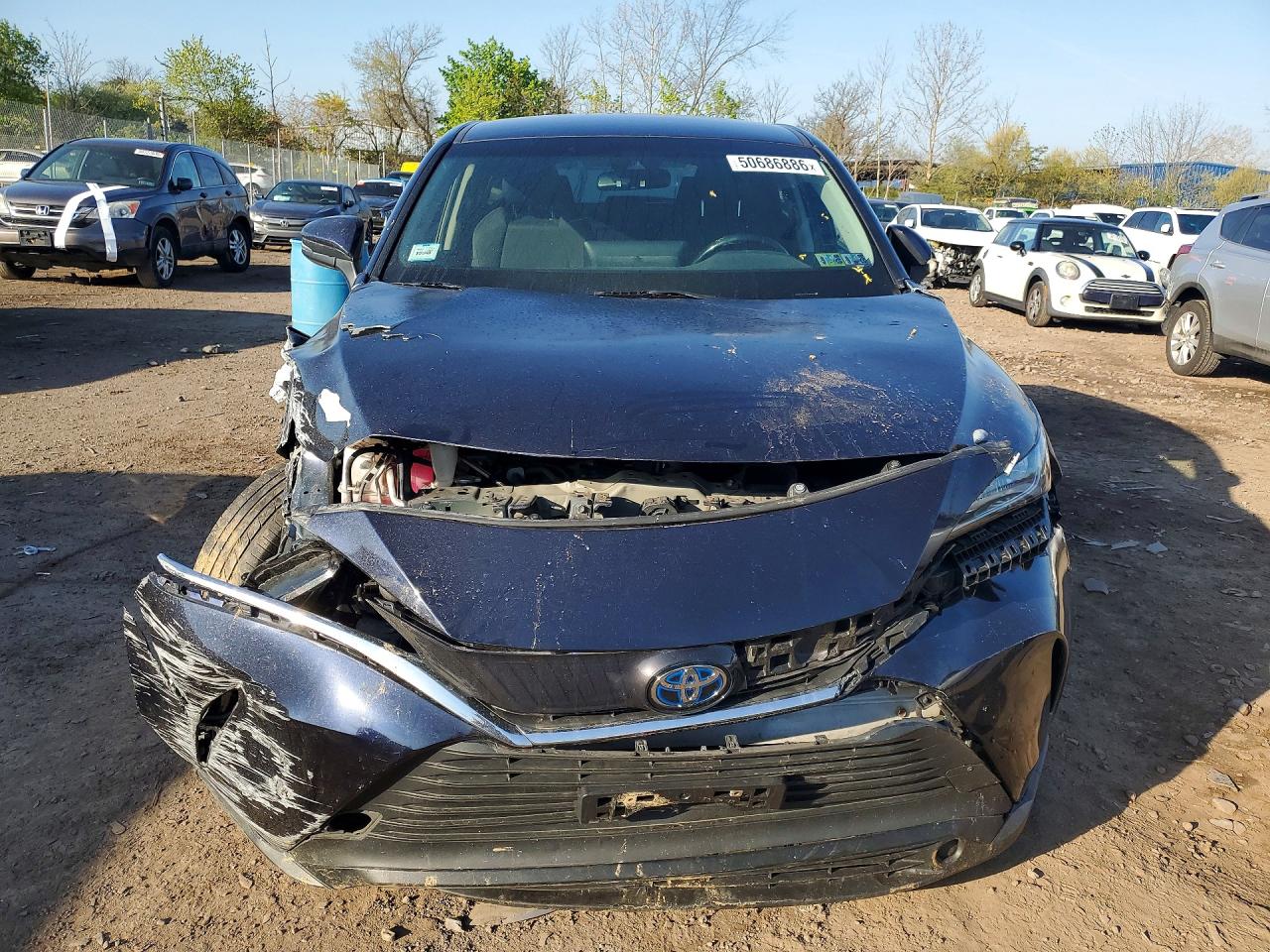 2022 TOYOTA VENZA photo 5