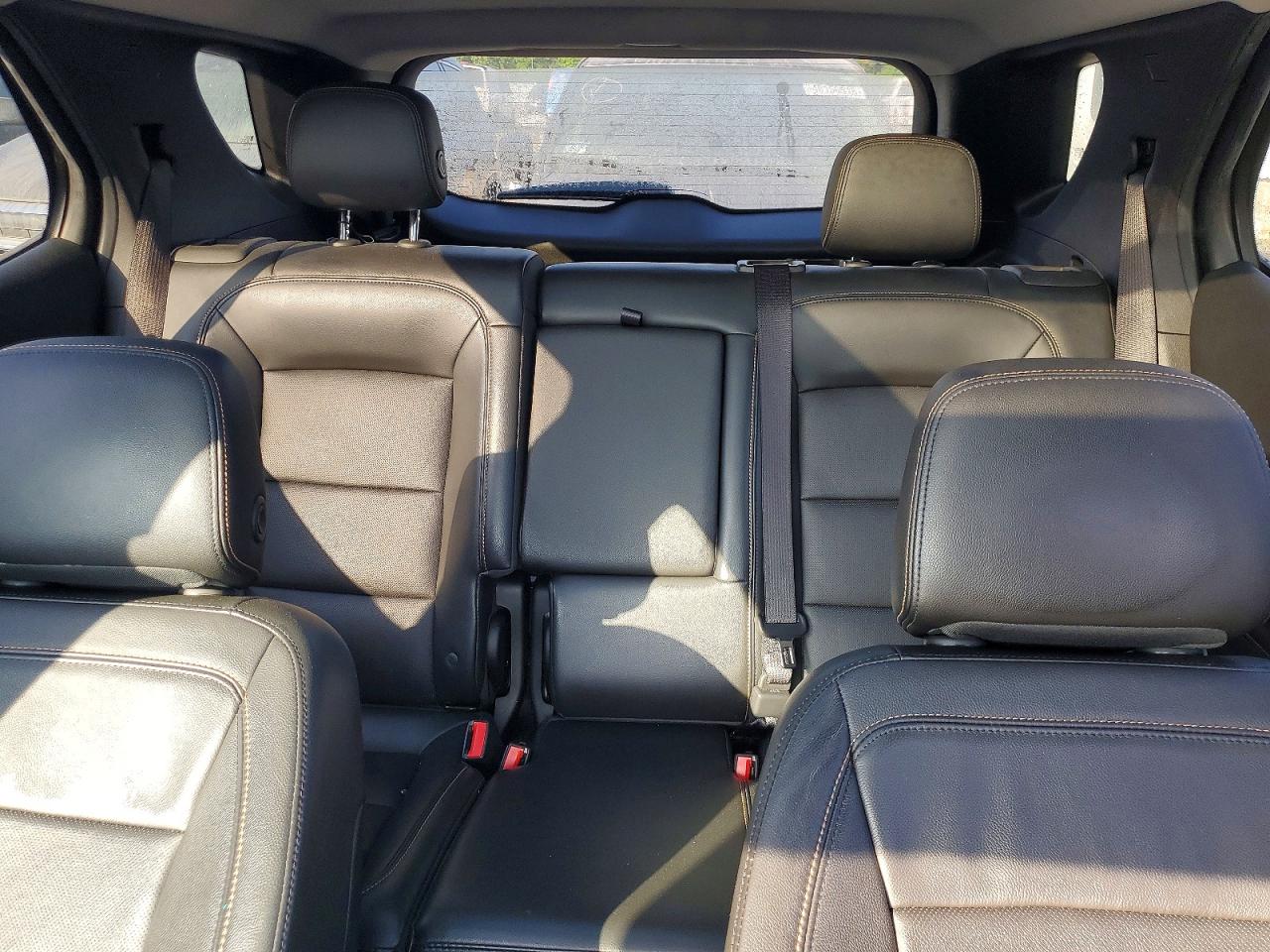 2018 CHEVROLET EQUINOX PREMIER photo 19
