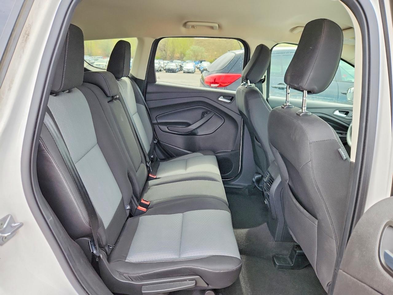 2018 FORD ESCAPE SE photo 11