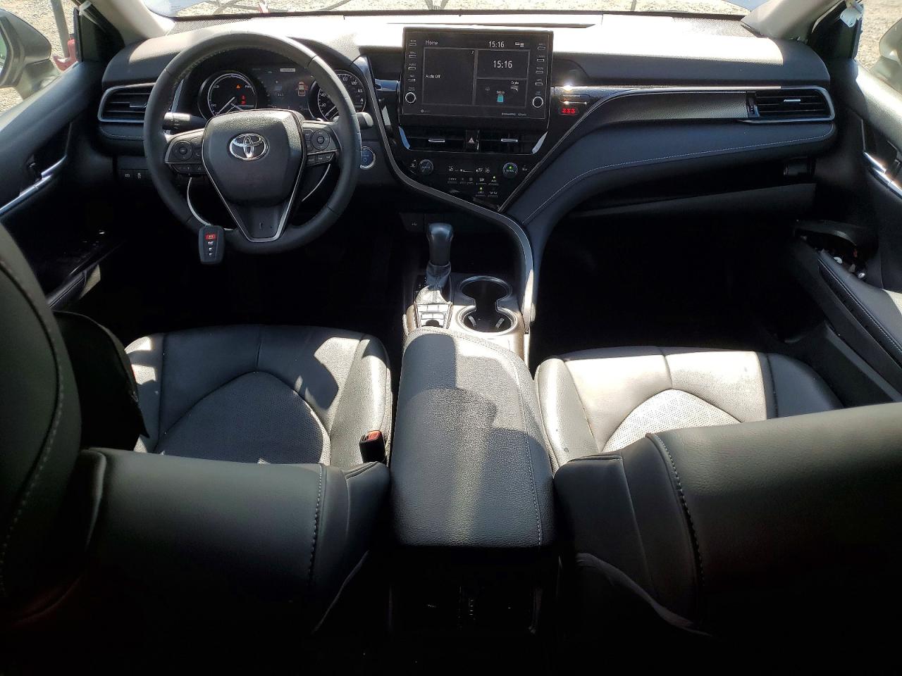 2022 TOYOTA CAMRY XSE photo 8