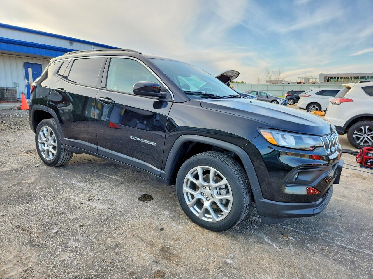 2022 JEEP COMPASS photo 4