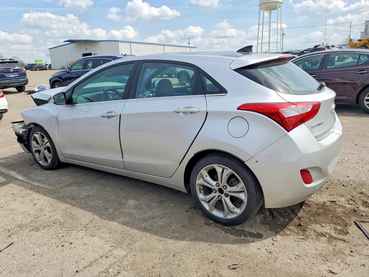 2013 HYUNDAI ELANTRA GT BASE photo 4