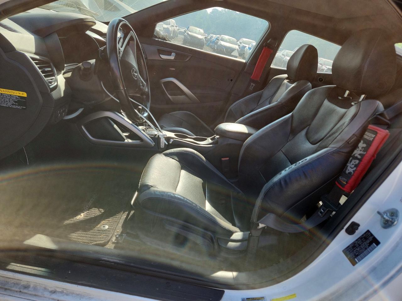 2016 HYUNDAI VELOSTER TURBO photo 13