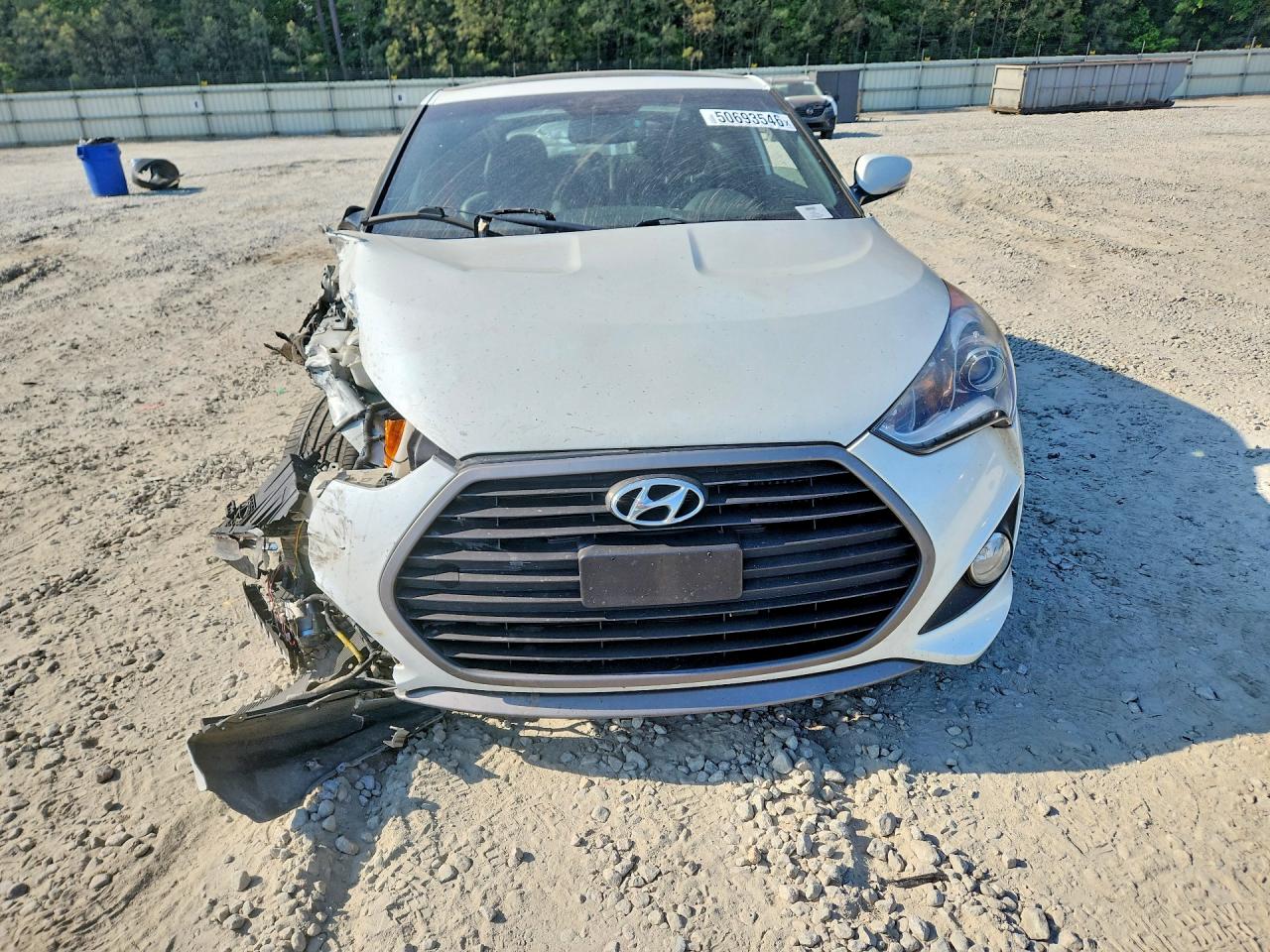 2016 HYUNDAI VELOSTER TURBO photo 9
