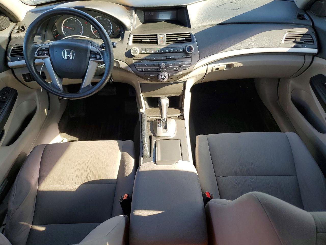 2012 HONDA ACCORD LX photo 22