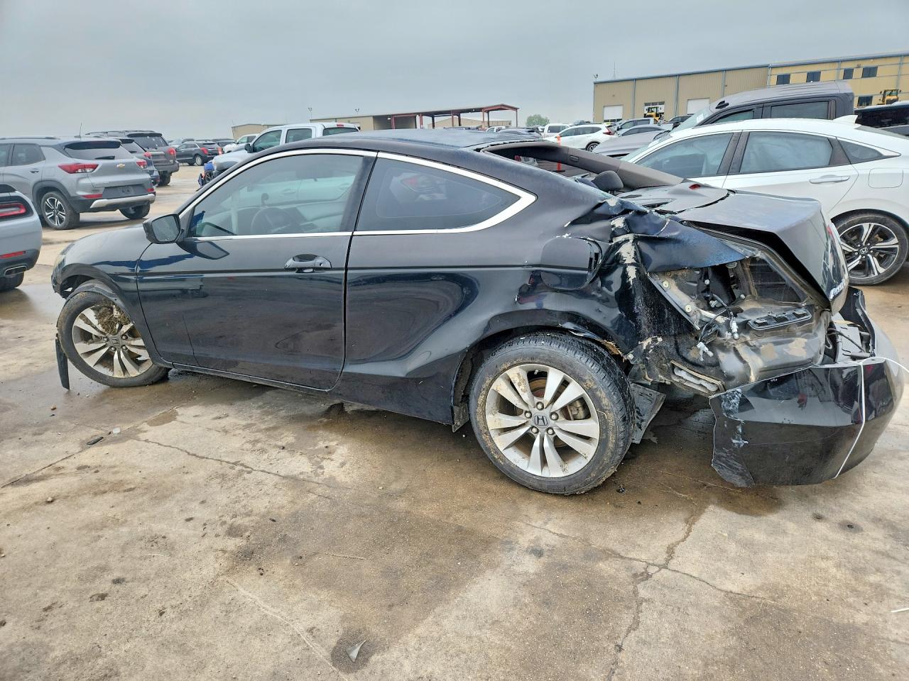 2009 HONDA ACCORD LX photo 3