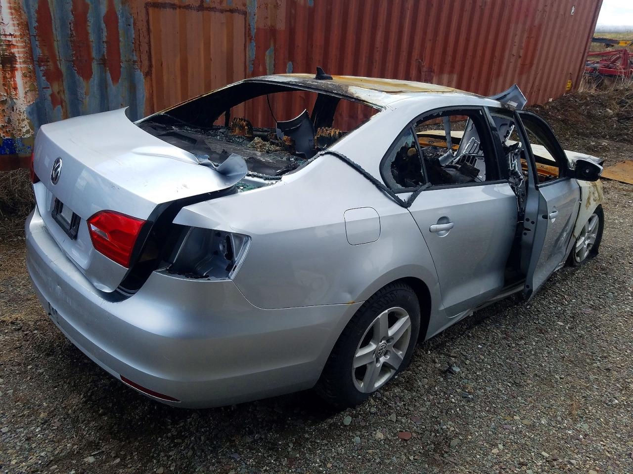2014 VOLKSWAGEN JETTA BASE photo 5