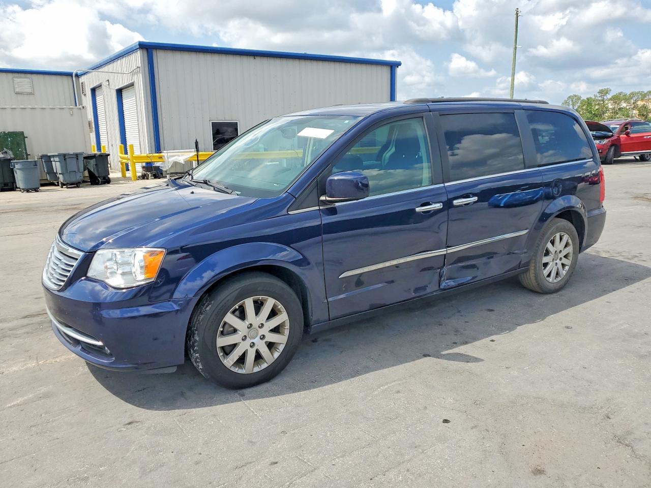 2015 CHRYSLER TOWN & COUNTRY