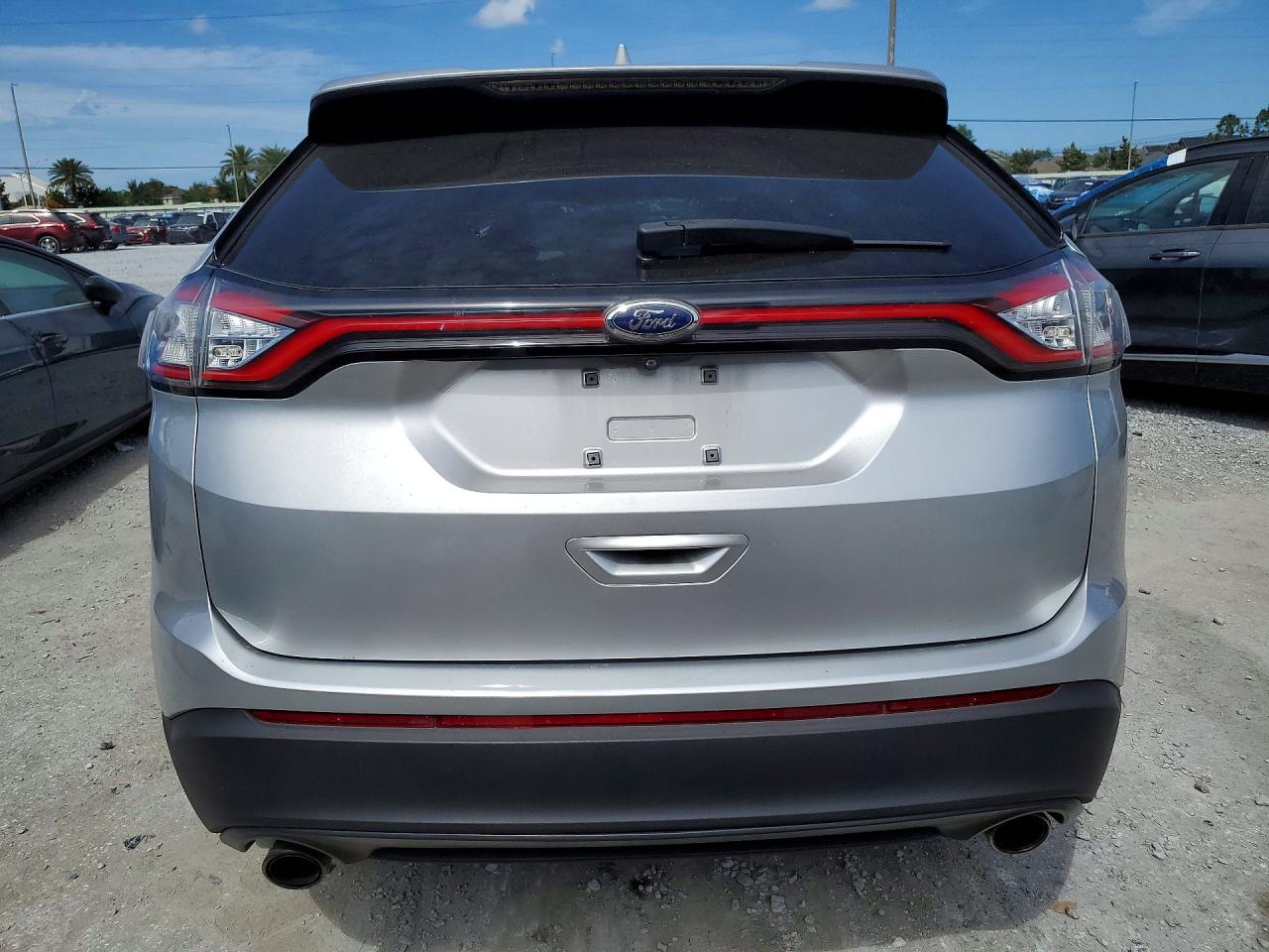 2018 FORD EDGE SE photo 6