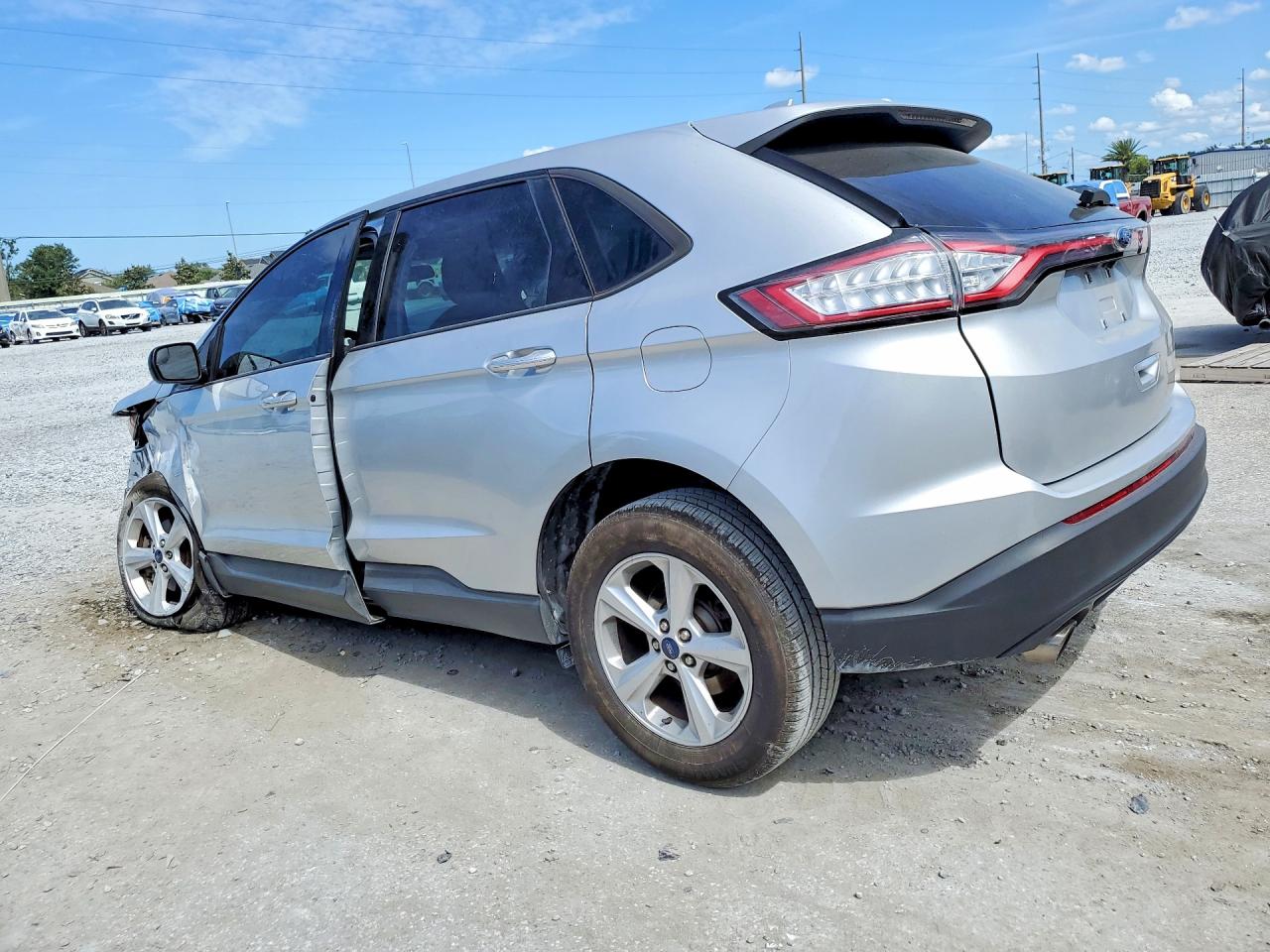 2018 FORD EDGE SE photo 2