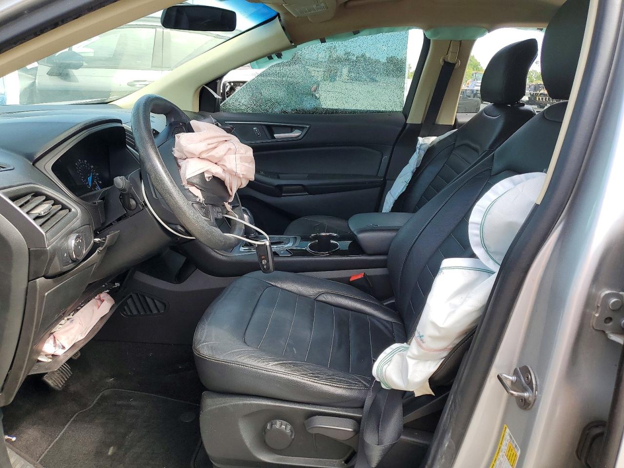 2018 FORD EDGE SE photo 7