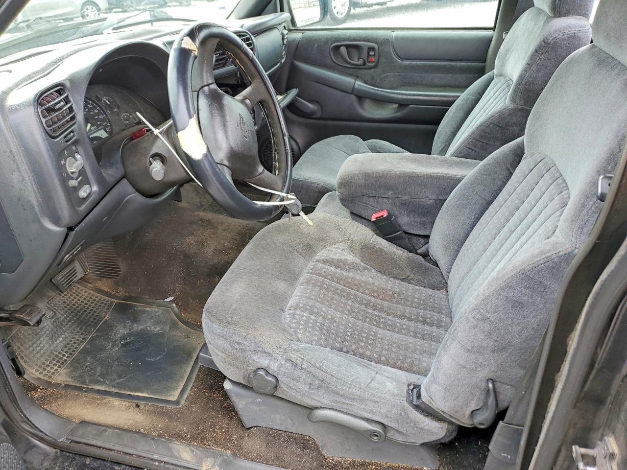 2001 CHEVROLET S TRUCK S10 photo 19