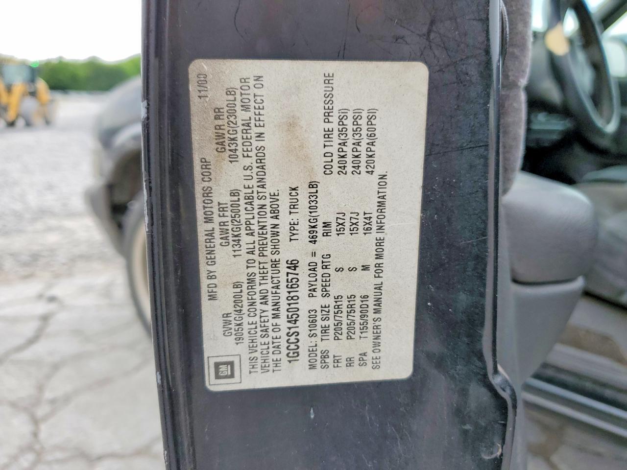 2001 CHEVROLET S TRUCK S10 photo 34