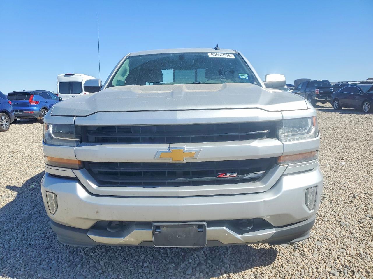 2017 CHEVROLET SILVERADO K1500 LT photo 9