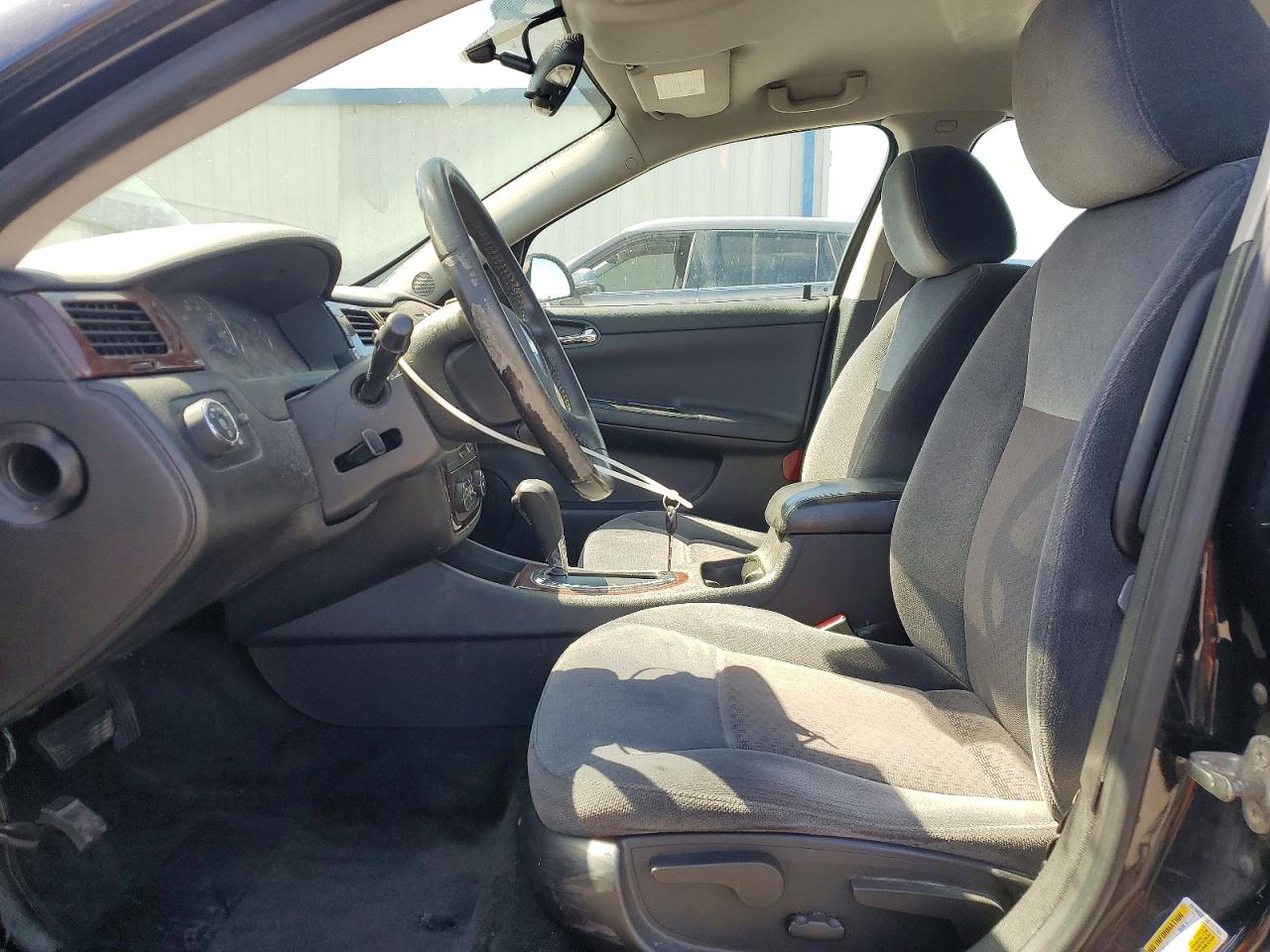 2011 CHEVROLET IMPALA LT photo 13