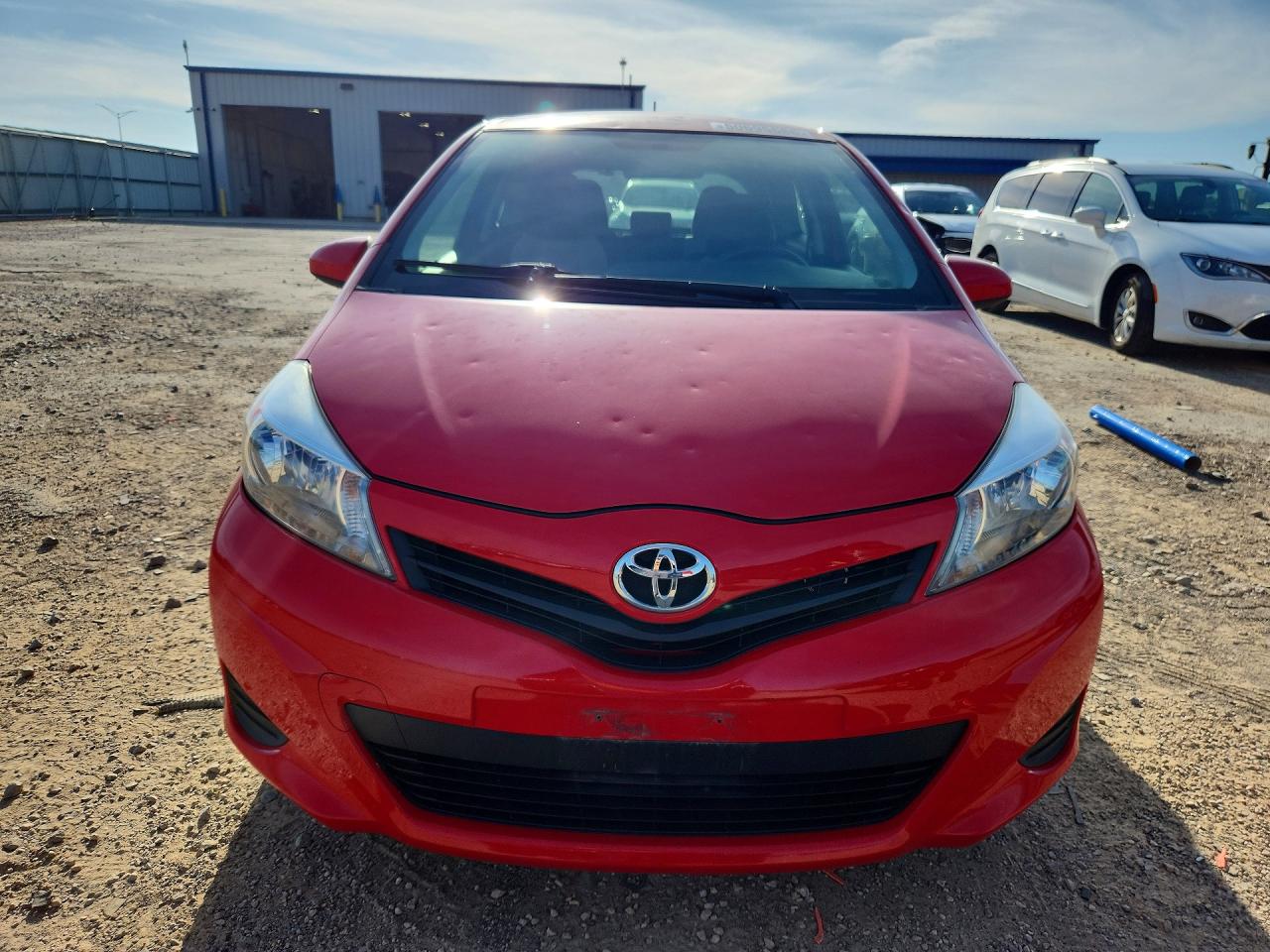 2012 TOYOTA YARIS 3-DOOR LE photo 5